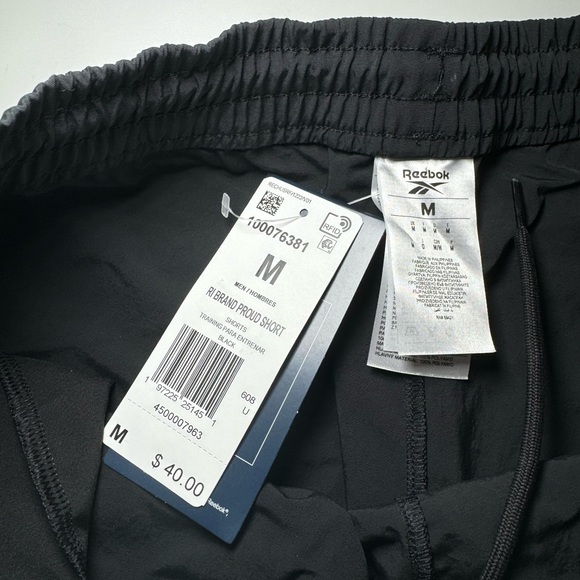 Reebok training shorts proud short size M brand new with tags - Picture 2 of 5